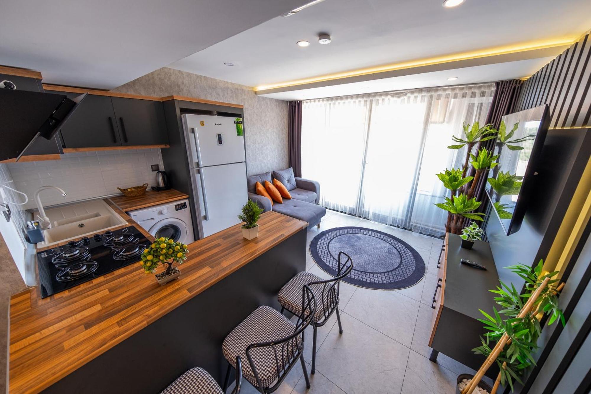 Mrt Suites Lara Antalya Exterior foto