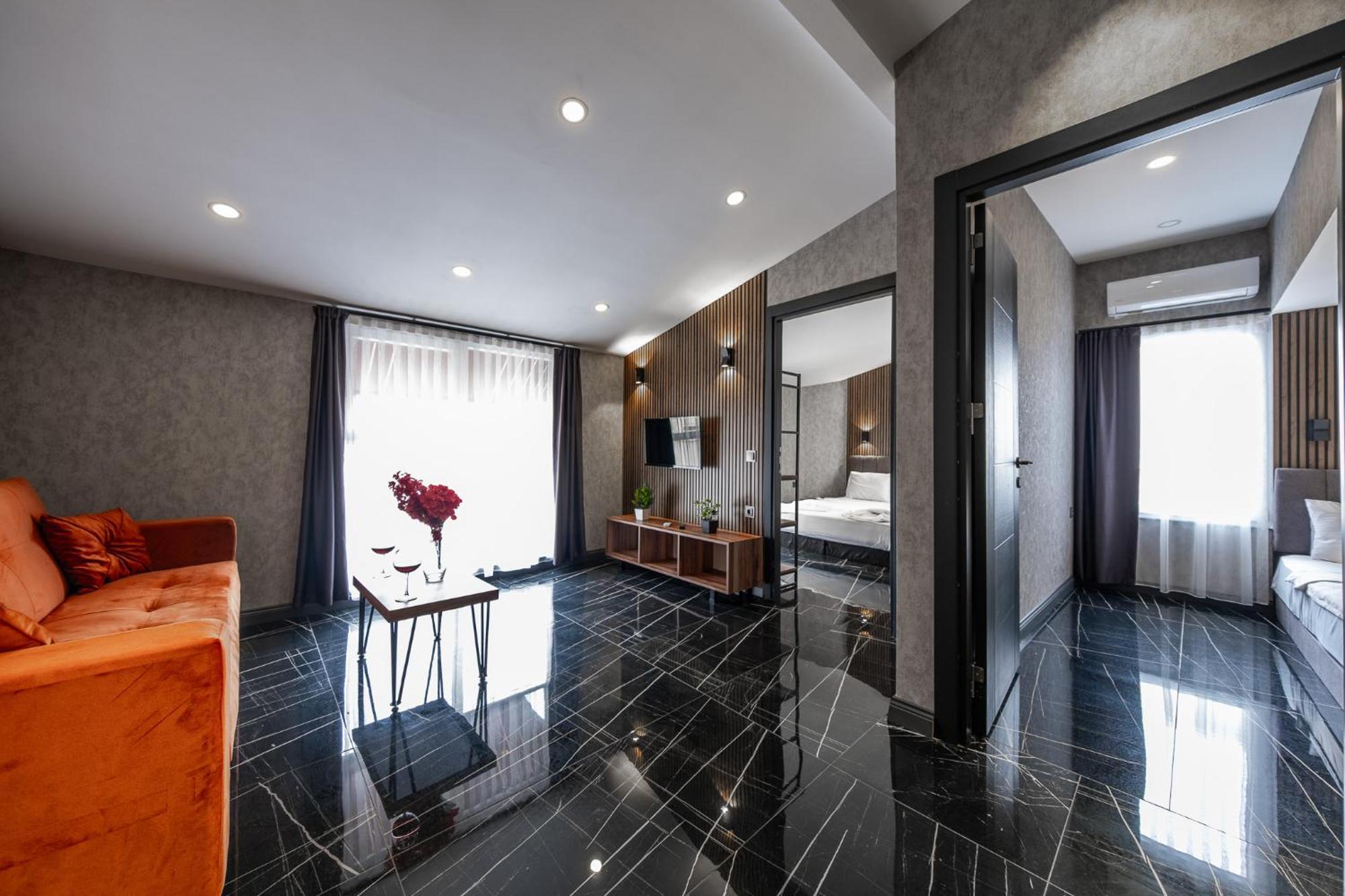 Mrt Suites Lara Antalya Exterior foto